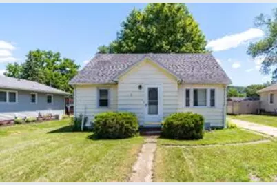 3321  26th St, La Crosse, WI 54601 - Photo 1