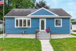 358 E Bank St, Fond du Lac, WI 54935 - Photo 1