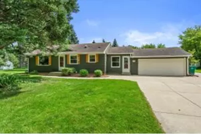 N64W14161  Lincoln Ln, Menomonee Falls, WI 53051 - Photo 1