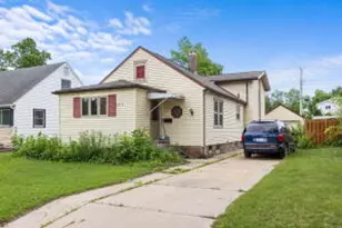 2512 Travis St, La Crosse, WI 54601 - Photo 1