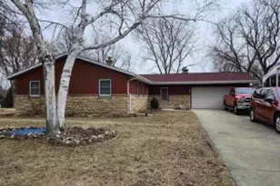 1205 Sand St, Watertown, WI 53098 - Photo 1
