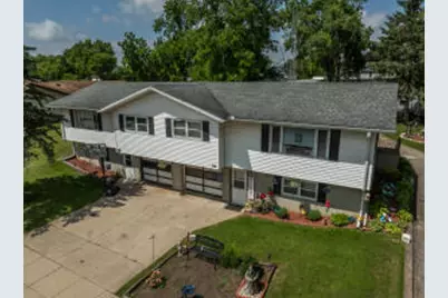 418  Hamilton Pl #420, Horicon, WI 53032 - Photo 1