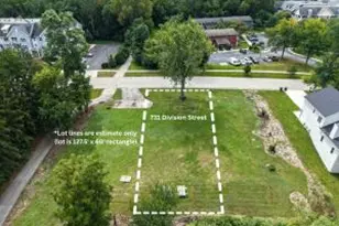731 Division St, Delafield, WI 53018 - Photo 1