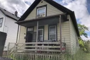 1311 W Albany Pl, Milwaukee, WI 53206 - Photo 1