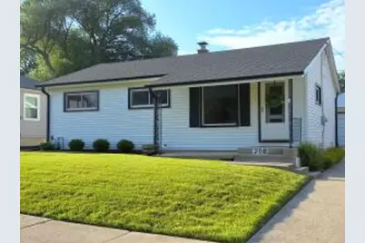 708  Columbia Ave, South Milwaukee, WI 53172 - Photo 1