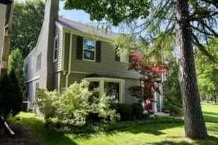5442 N Hollywood Ave, Whitefish Bay, WI 53217 - Photo 1