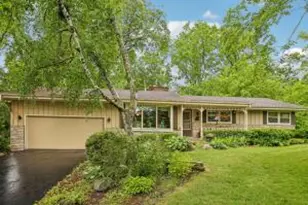 W213N5425 Kenmore Dr, Menomonee Falls, WI 53051 - Photo 1