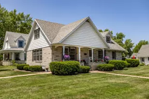 318 E Franklin St, Sparta, WI 54656 - Photo 1