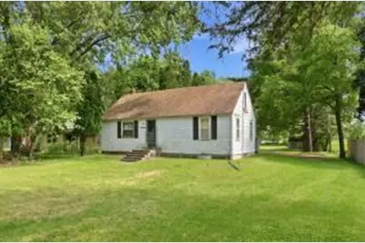 W376S5156 E Pretty Lake Rd, Ottawa, WI 53118 - Photo 1