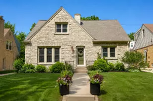125 N 85th St, Wauwatosa, WI 53226 - Photo 1
