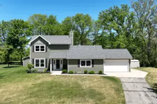 125 Potawatomi Rd, Williams Bay, WI 53191 - Photo 1