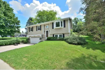 2005  Harris-Highland Dr, Waukesha, WI 53188 - Photo 1