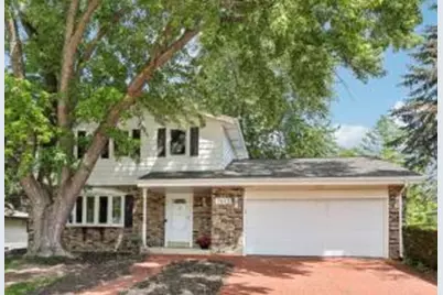 7648 S Pine Ave, Oak Creek, WI 53154 - Photo 1