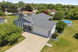 920 Cedar Ct, Port Washington, WI 53074 - Photo 1