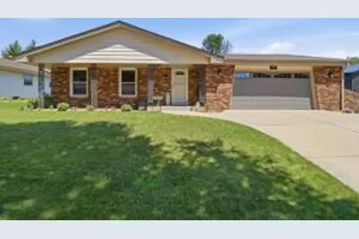 2220 E Hickory Dr, Oak Creek, WI 53154 - Photo 1