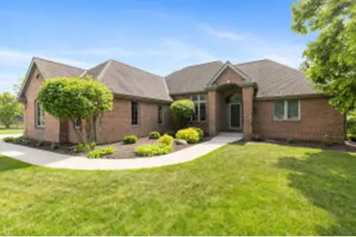 W260N2961  Steeplechase Dr, Pewaukee, WI 53072 - Photo 1