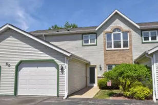 65 Stacy Lynn Ln, Hartford, WI 53027 - Photo 1