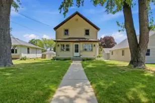 428 Grand Ave, Hartford, WI 53027 - Photo 1