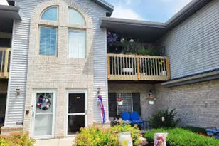 9374 W Loomis Rd, Franklin, WI 53132 - Photo 1