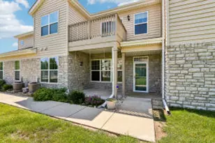 N17W26422 Meadowgrass Circle, Pewaukee, WI 53072 - Photo 1