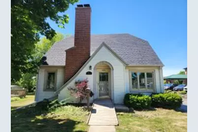 1604  Main St, Racine, WI 53182 - Photo 1