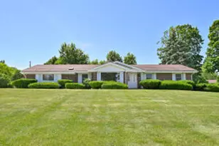 17925 Redvere Dr, Brookfield, WI 53045 - Photo 1