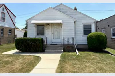 6727 W Lincoln Ave, West Allis, WI 53219 - Photo 1