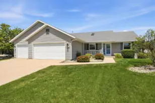 1532 Montclair Pl, Fort Atkinson, WI 53538 - Photo 1