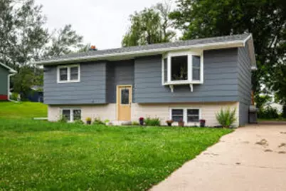 1606  Cliffview Dr, Holmen, WI 54636 - Photo 1