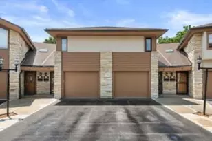 N89W16329 Main St, Menomonee Falls, WI 53051 - Photo 1