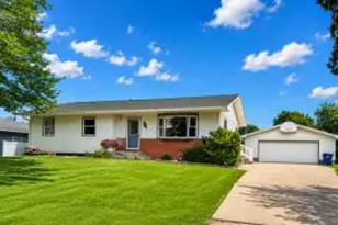 303 Shelly Ln, Campbell, WI 54603 - Photo 1