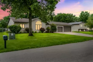 2925 Youngdale Ave, Campbell, WI 54603 - Photo 1