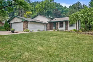 2816 Woodridge Ct, Waukesha, WI 53188 - Photo 1