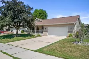 220 Whisper Ln, Kewaskum, WI 53040 - Photo 1