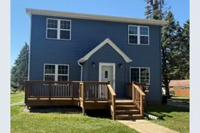 717  Minerva St, Horicon, WI 53032 - Photo 1