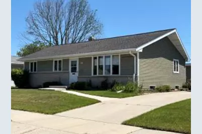 1439 N 10th St, Manitowoc, WI 54220 - Photo 1