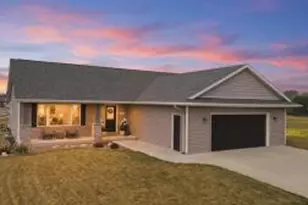 150 Grove Ct, Cedar Grove, WI 53013 - Photo 1