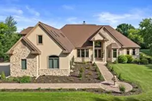 4042 Coopers Hawk Dr, Richfield, WI 53033 - Photo 1