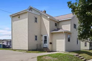 311 14th St, La Crosse, WI 54601 - Photo 1