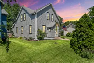 1218 16th St, La Crosse, WI 54601 - Photo 1