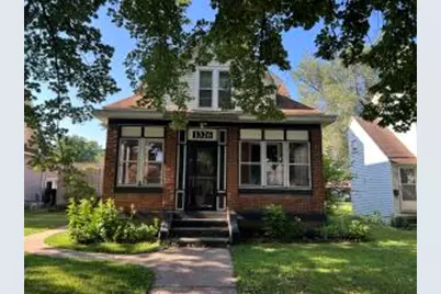 1326  Adams St, La Crosse, WI 54601 - Photo 1