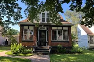 1326 Adams St, La Crosse, WI 54601 - Photo 1