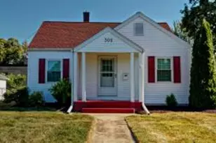 302 E Dodge St, Jefferson, WI 53549 - Photo 1