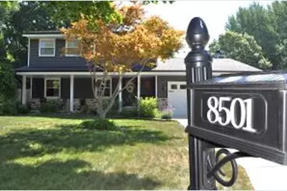 8501 W Cascade Oaks Ct, Franklin, WI 53132 - Photo 1