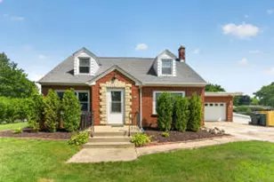 606 E Decorah Rd, West Bend, WI 53095 - Photo 1