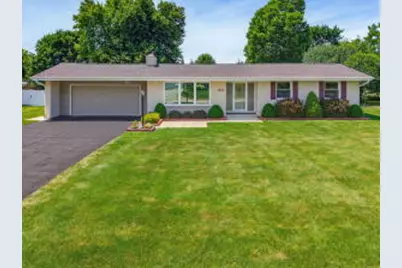 4921 S 123rd St, Greenfield, WI 53228 - Photo 1