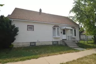 1235 Monroe Ave, South Milwaukee, WI 53172 - Photo 1