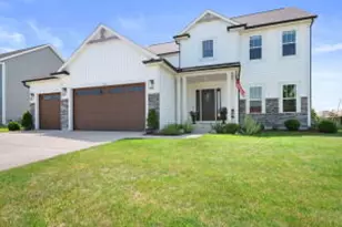 1513 Whalen Dr, Oconomowoc, WI 53066 - Photo 1