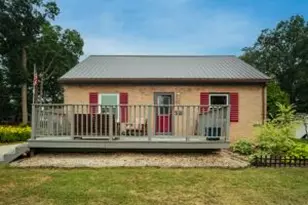 3701 Schroeder Dr, Manitowoc, WI 54220 - Photo 1