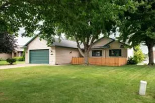 4230 Cliffside Dr, La Crosse, WI 54601 - Photo 1